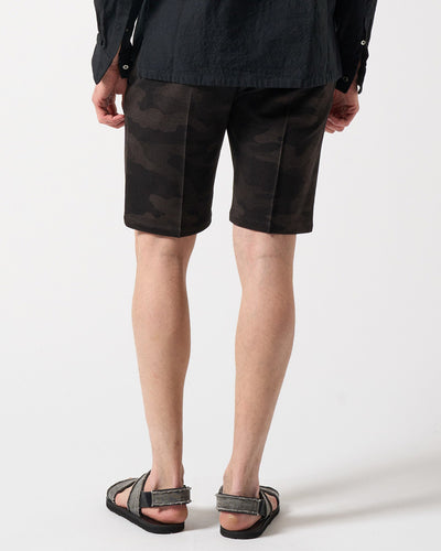 pleats shorts（black camo）