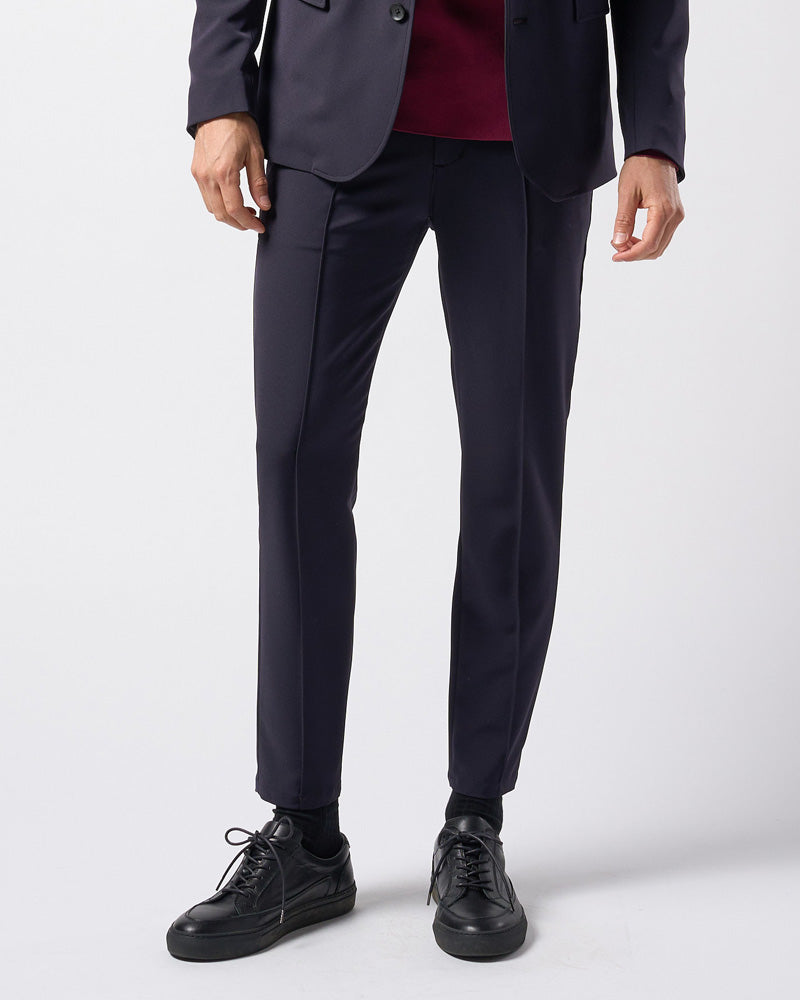 smart pin-tuck slacks