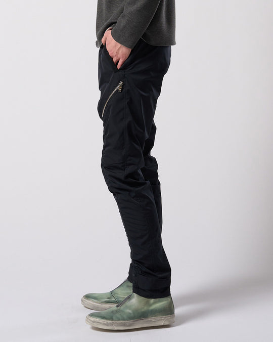 puckering banana teck pants
