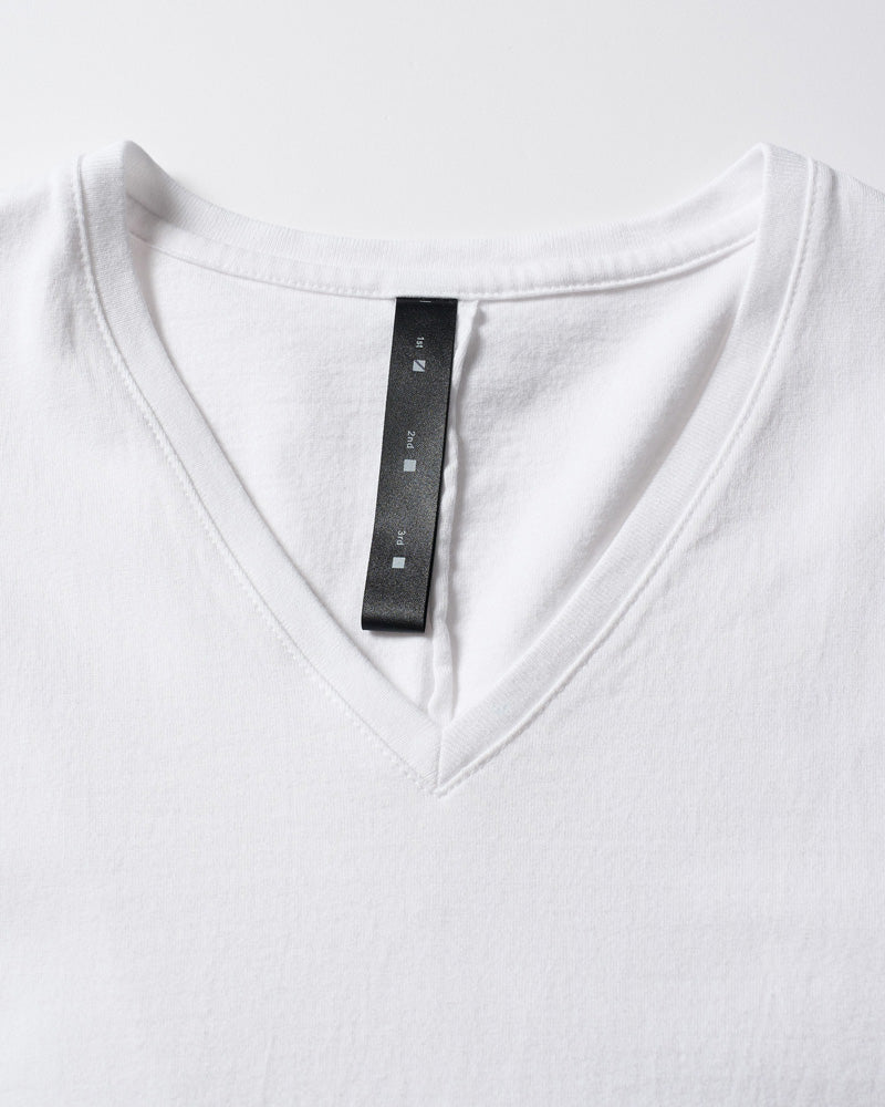 cut-off V-neck S/S