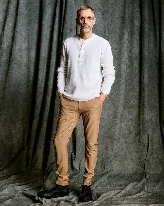 3D banana slim pants