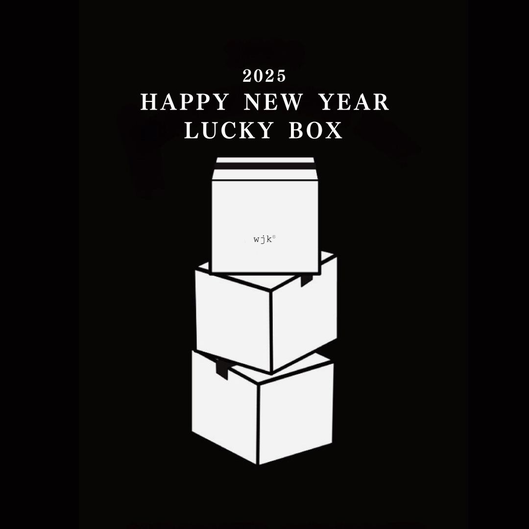 【B】 HAPPY NEW YEAR LUCKY BOX