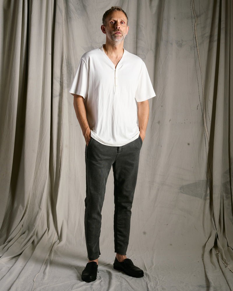 compact urake cut-off line pants