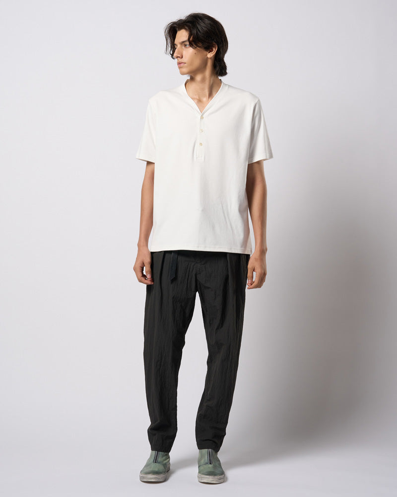 wide tapered slacks