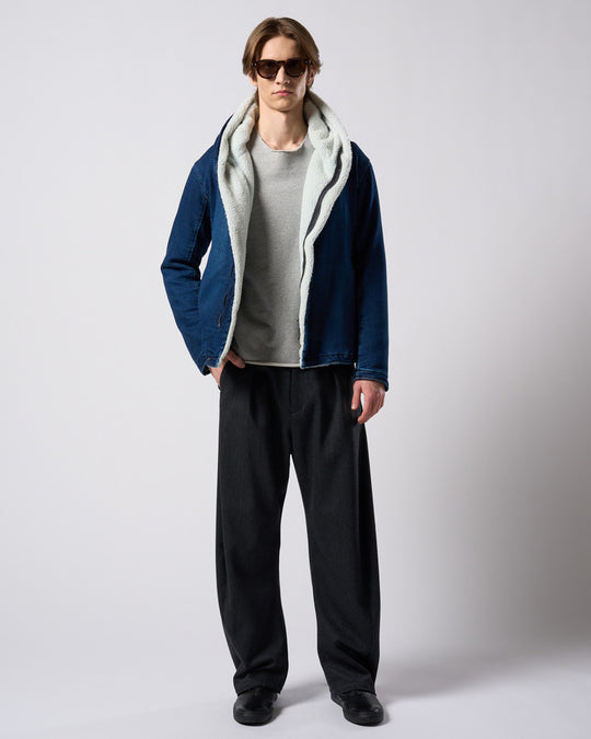 cut-off light sweatshirt