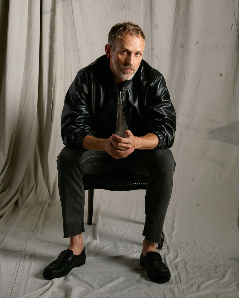 compact urake cut-off line pants