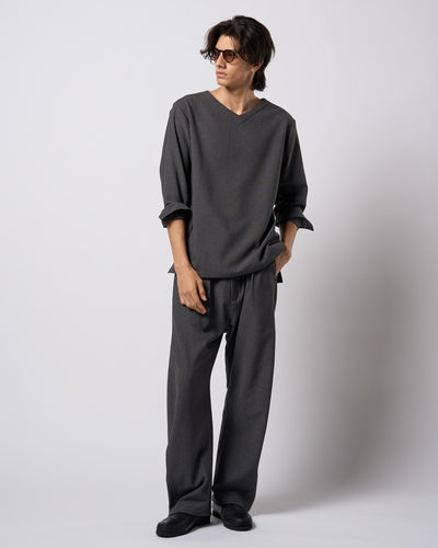 boat V-neck pullover shirt
