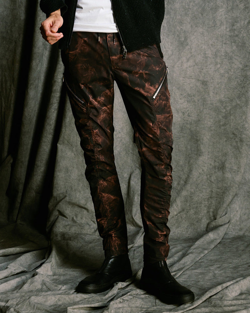 puckering banana teck pants