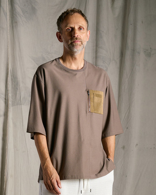contrast pocket pull-over
