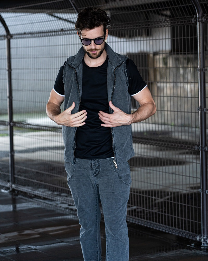 cut-off stand collar vest