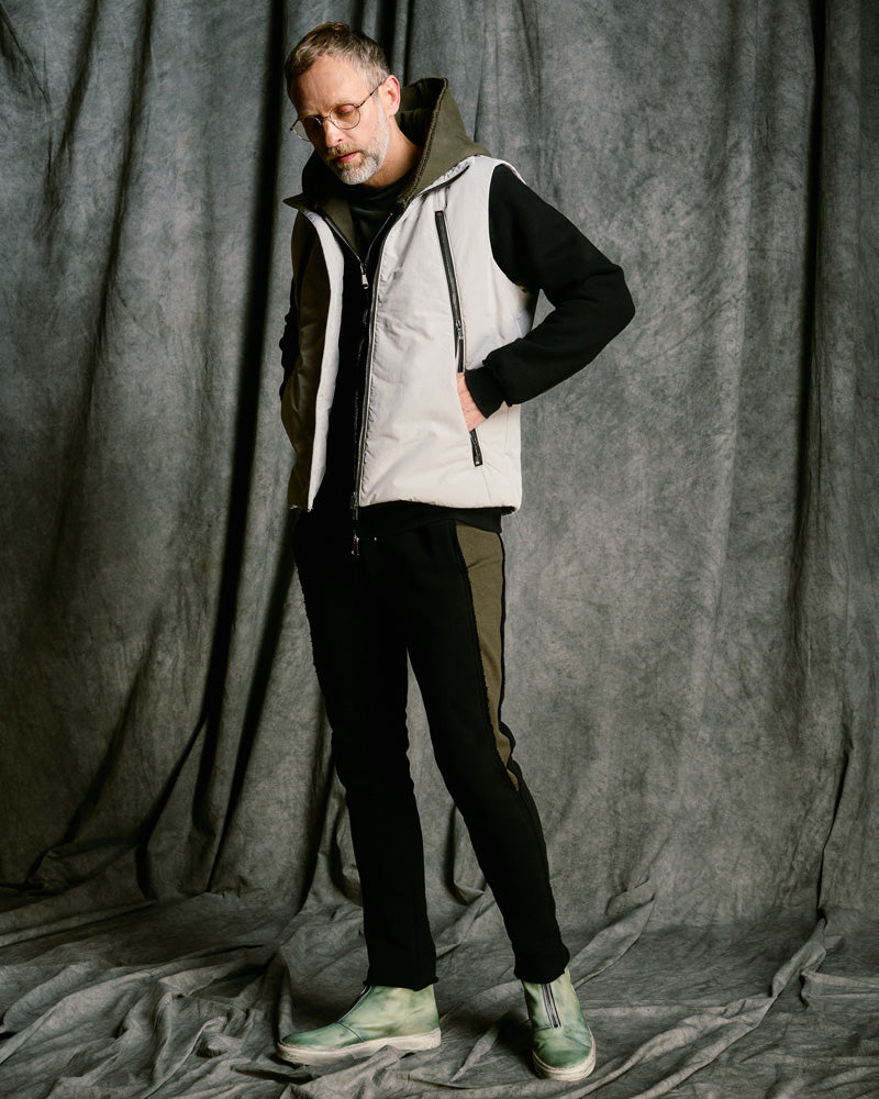 solid zip vest