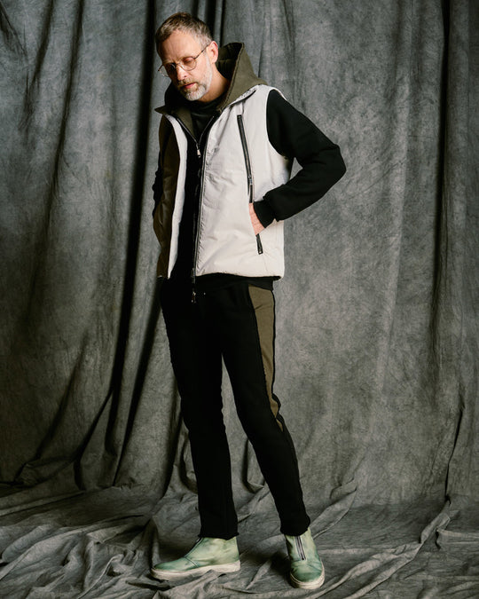 solid zip vest