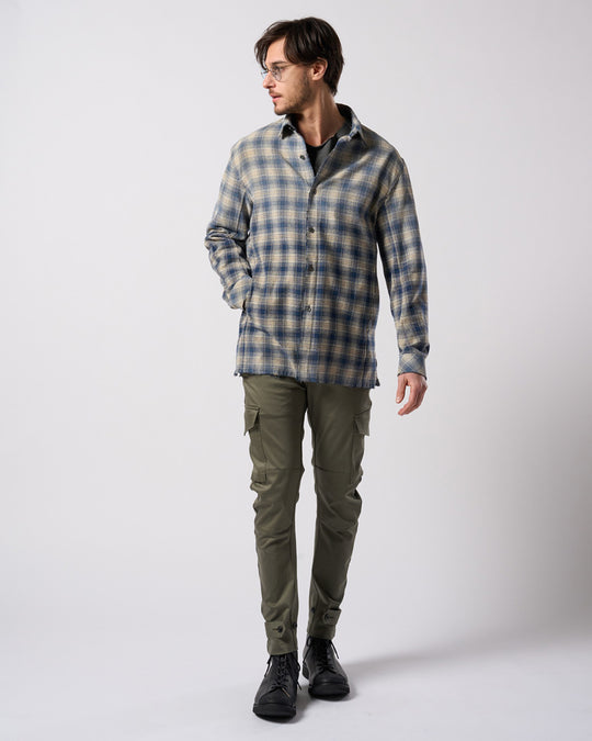 aging loose check shirt