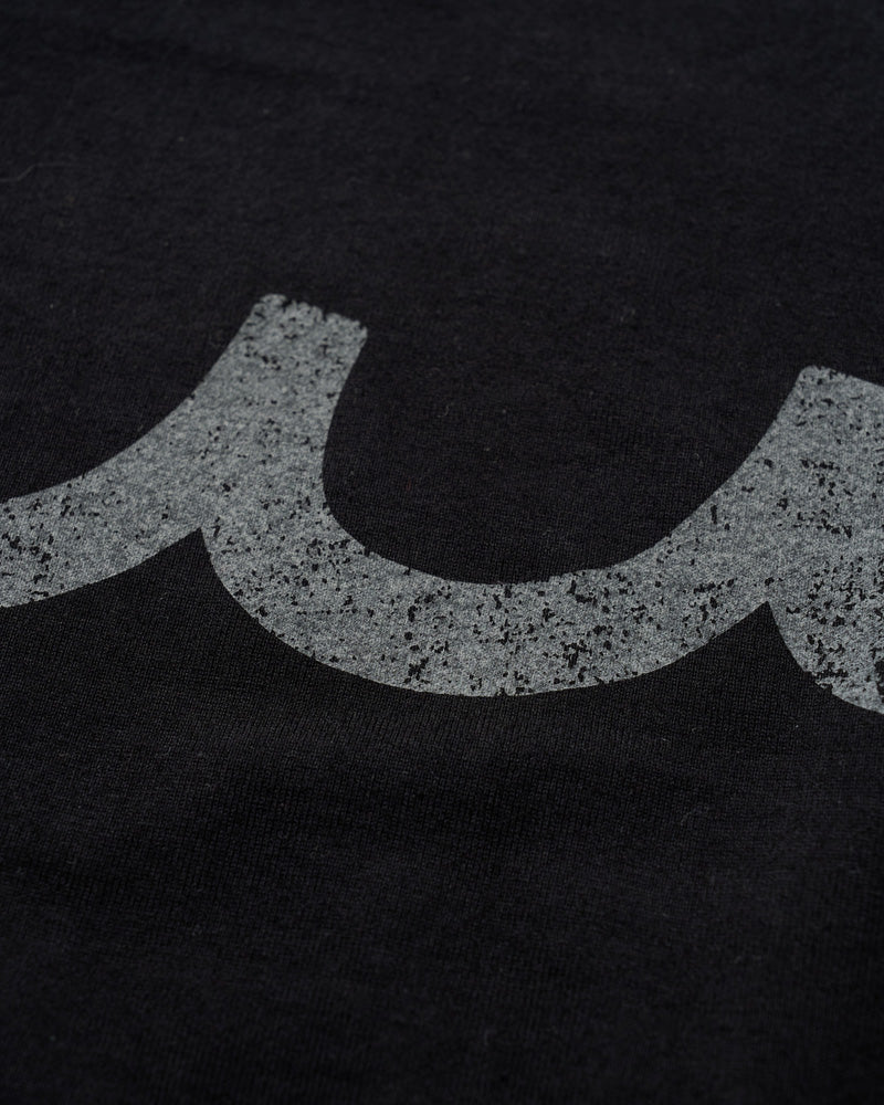 【muta × wjk】cut-off mock-neck L/S(printed)
