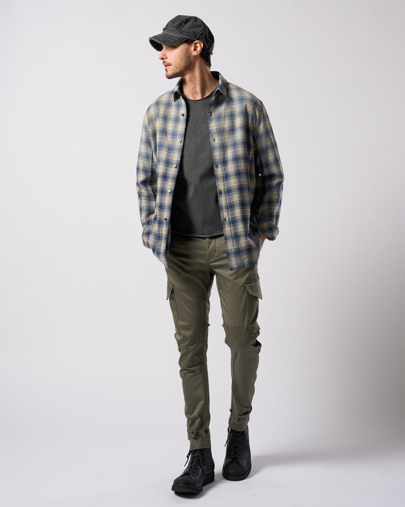 aging loose check shirt