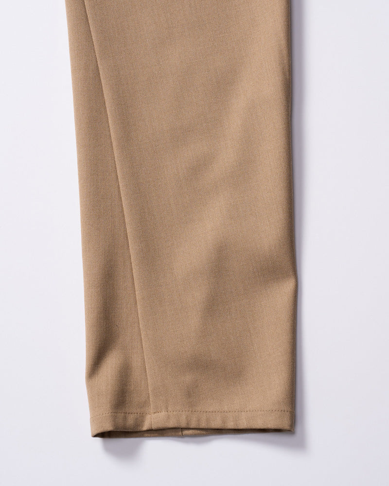 3D banana slim pants