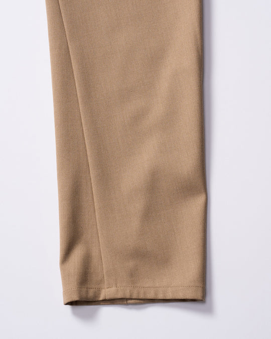 3D banana slim pants