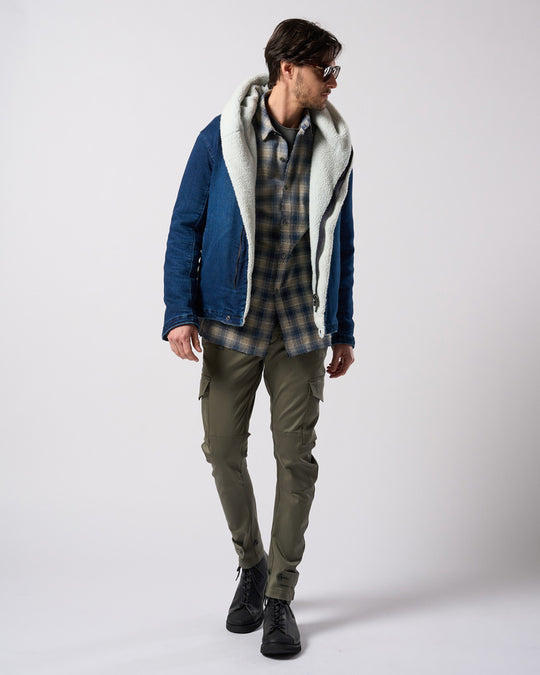 aging loose check shirt