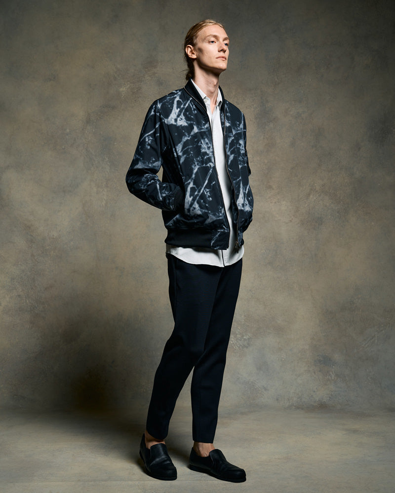 neck zip blouson
