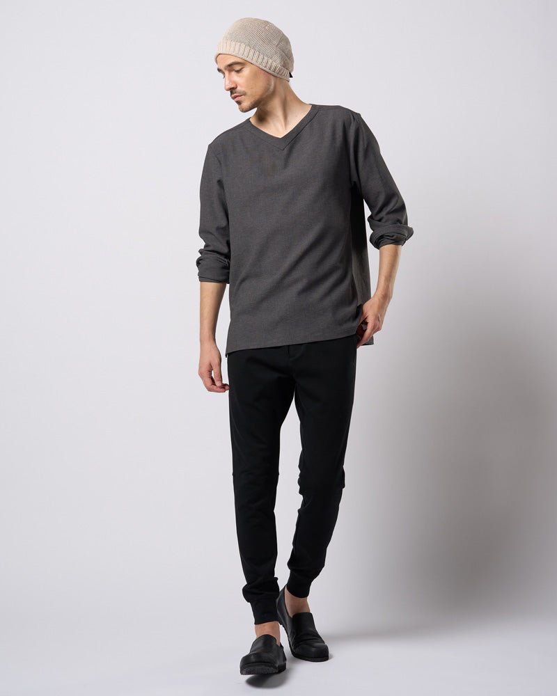 boat V-neck pullover shirt