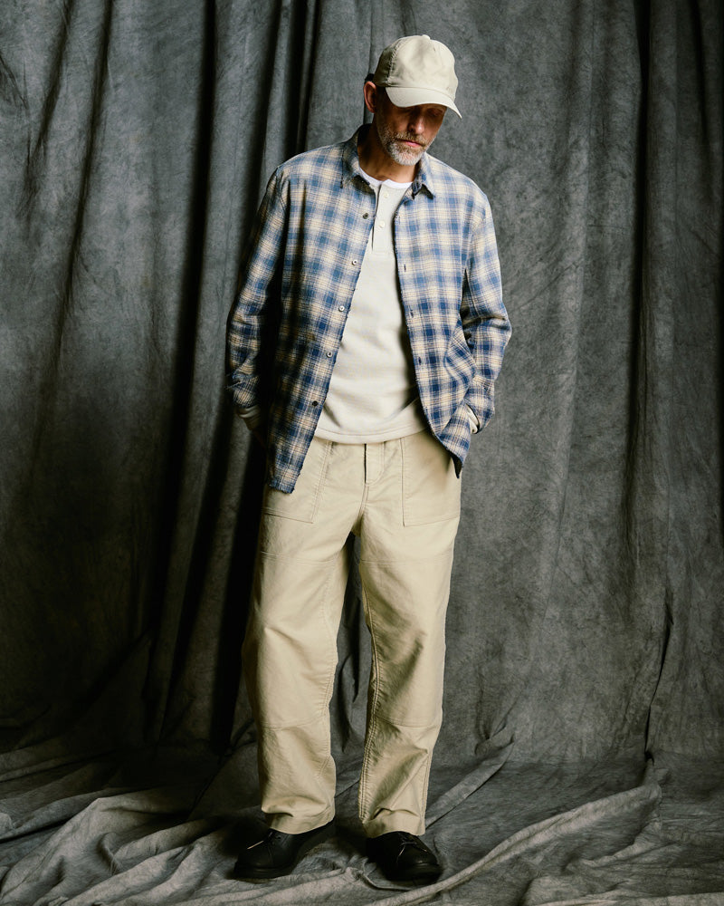 aging loose check shirt