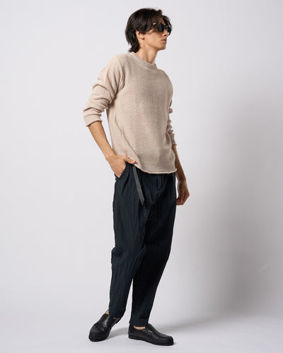 wide tapered slacks