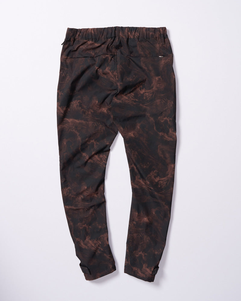 puckering banana teck pants