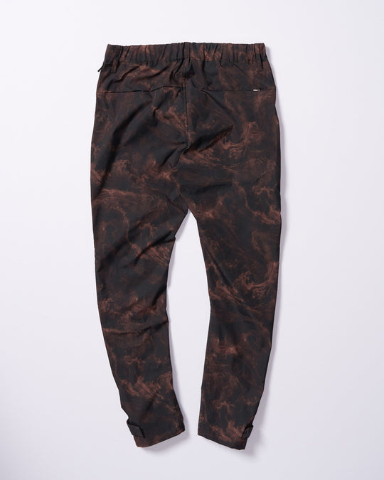 puckering banana teck pants