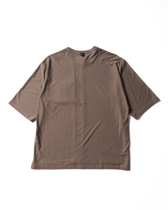 contrast pocket pull-over
