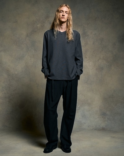 boat V-neck pullover shirt