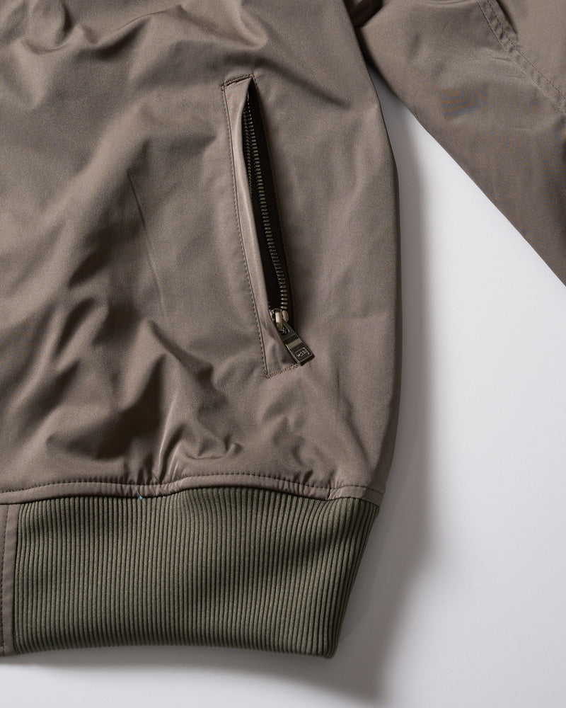 neck zip blouson