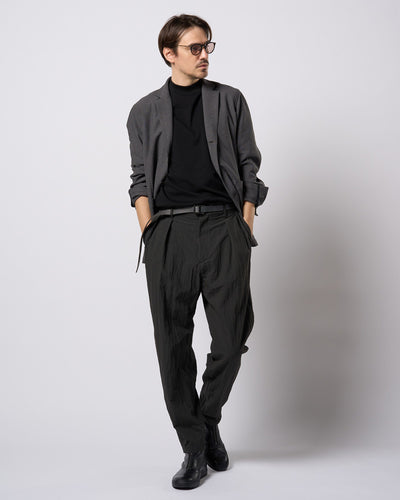 wide tapered slacks