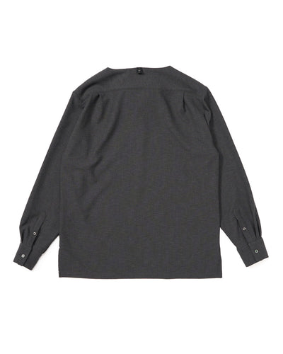boat V-neck pullover shirt