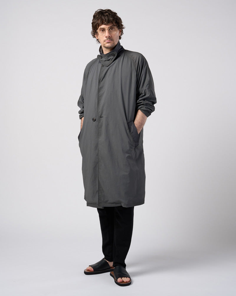 compact urake cut-off line pants