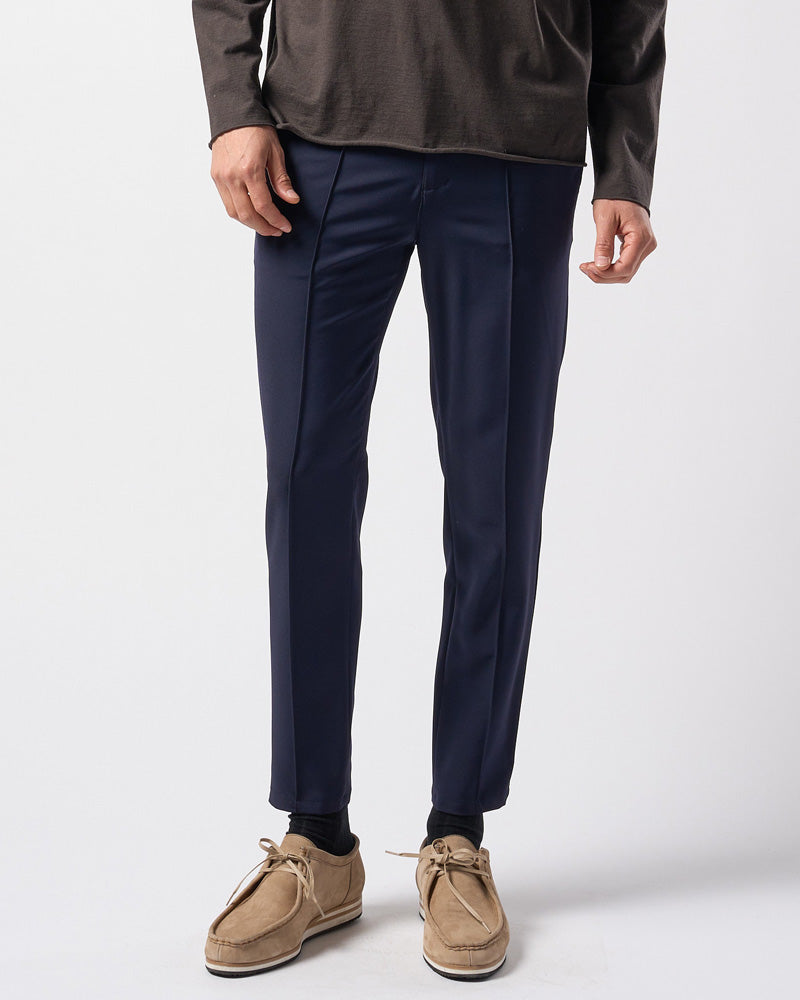 smart pin-tuck slacks