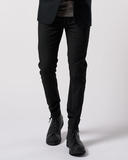 3D banana slim pants