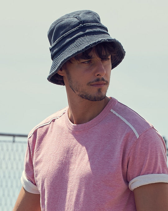 25SS】UNISEX NEW ERA UNSTRUCTURED WAACKYバケットハット ブラック