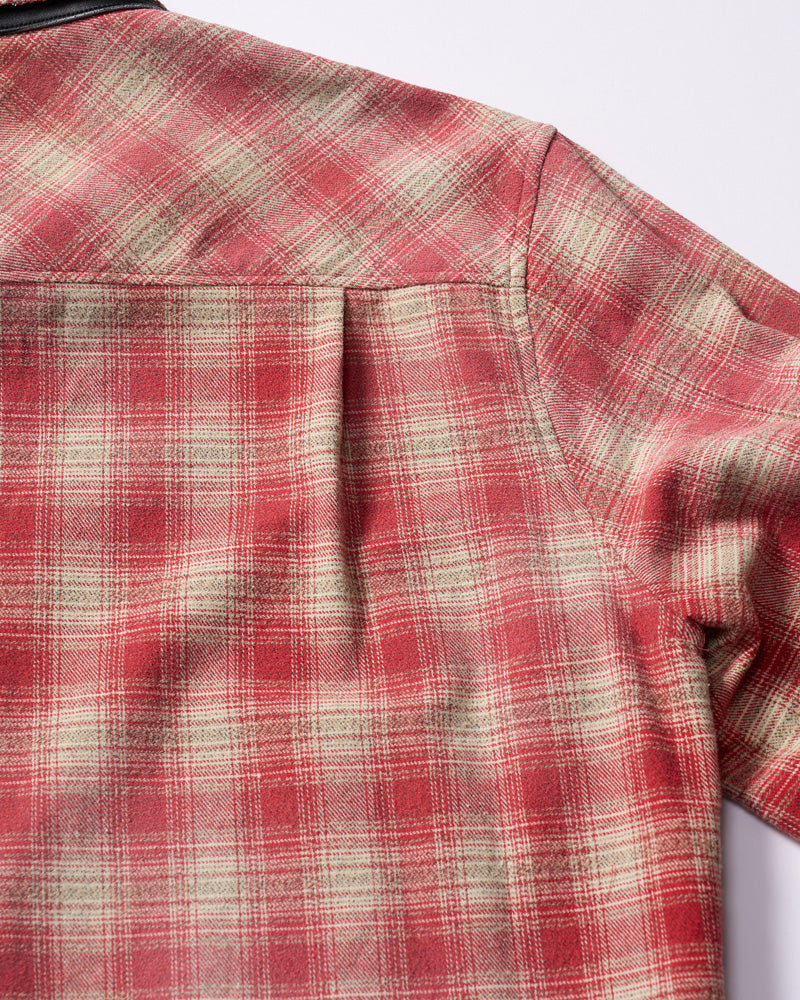 aging loose check shirt