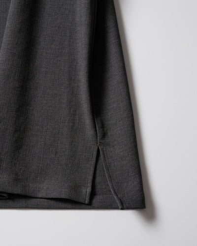boat V-neck pullover shirt
