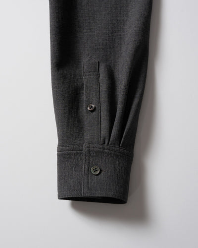 boat V-neck pullover shirt