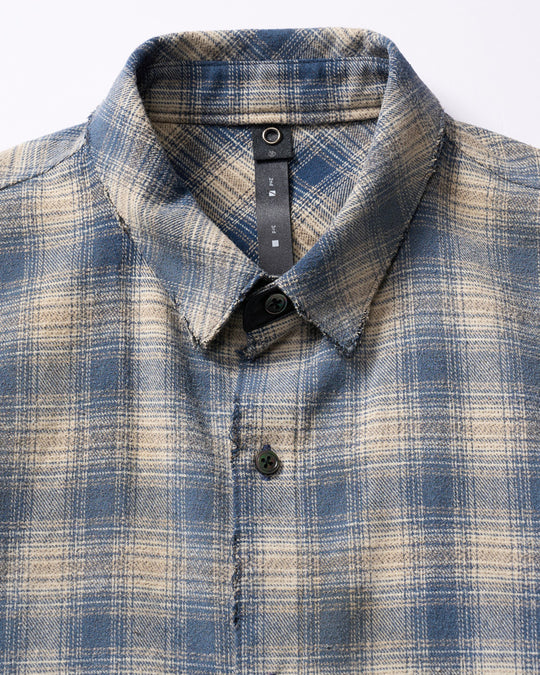 aging loose check shirt