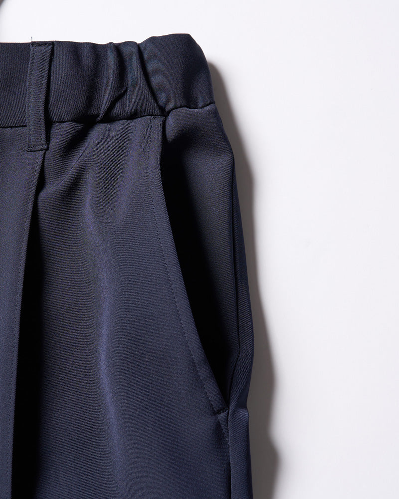 smart pin-tuck slacks