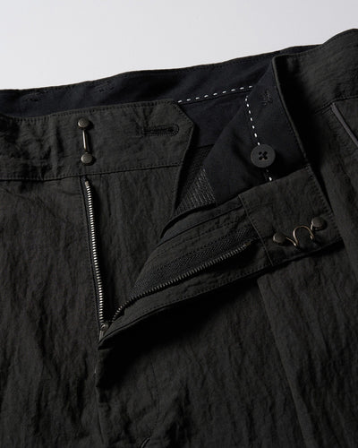 wide tapered slacks