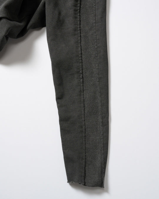 compact urake cut-off line zip hoodie