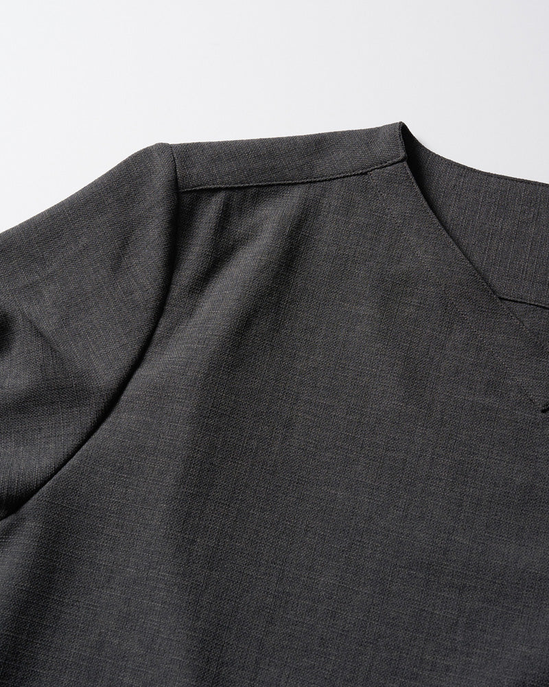 boat V-neck pullover shirt