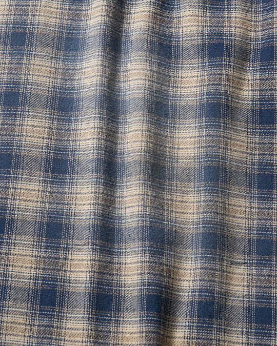 aging loose check shirt