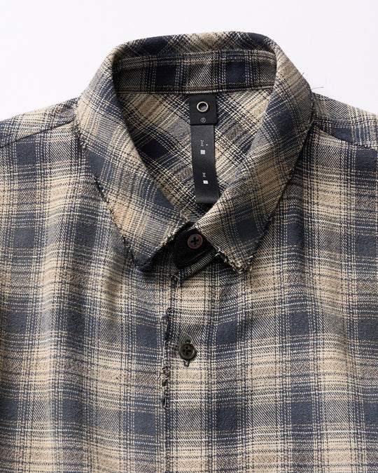 aging loose check shirt