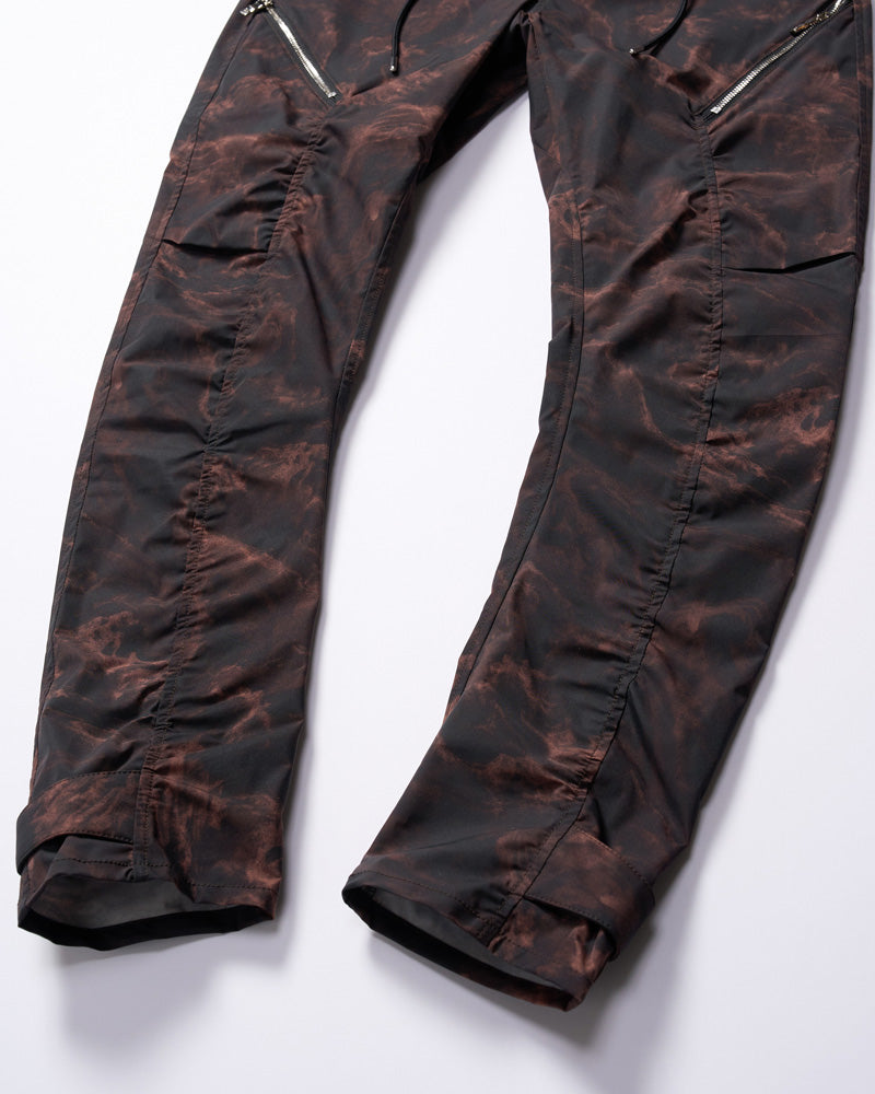 puckering banana teck pants