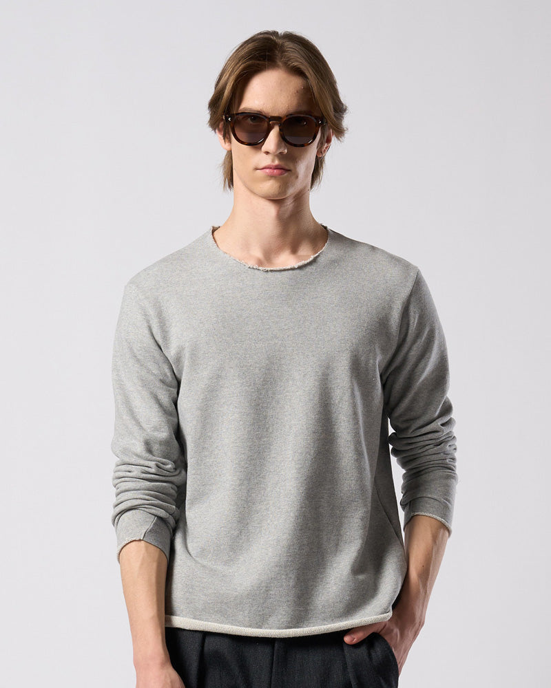 cut-off light sweatshirt