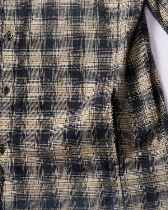 aging loose check shirt